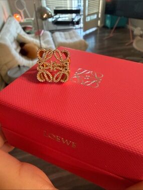 Loewe Anagram Ring